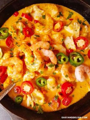  Moqueca de Camarão: Un festín de sabores marinos que bailan en una salsa picante y cremosa