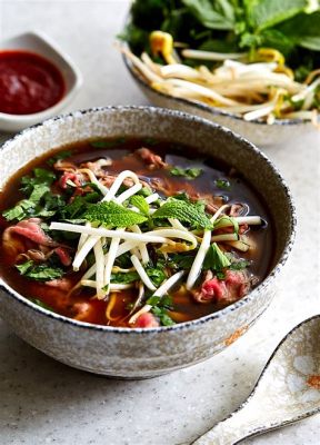  ¿Sabías que la sopa de fideos con carne Nanping combina sabores intensamente umami con una textura deliciosamente sedosa?