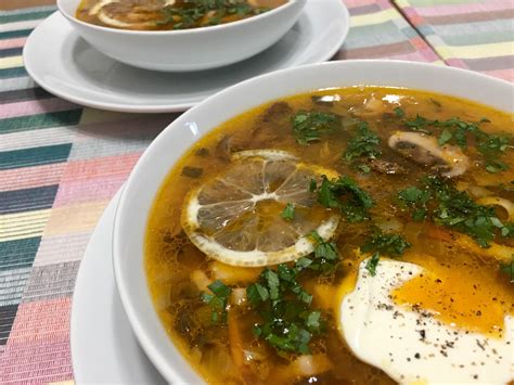  Solyanka ¡Un caldo picante y reconfortante para saciar tu alma invernal!